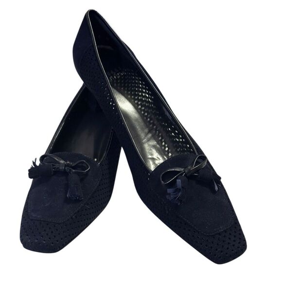 Stuart Weitzman Black Suede Kitten Hill Pumps Size 8 Nwot - Picture 1 of 12